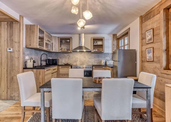 Апартаменты 8 Pers Hyper Centre A *