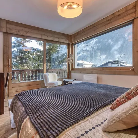 8 Pers Hyper Centre A * Chamonix